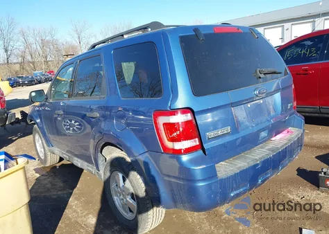 2010 Ford Escape Xlt z USA, uszkodzony, nr VIN 1FMCU0DG9AKC24216